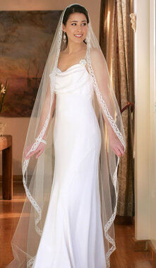 Couture Erica Koesler Embroidered Mantilla Veil White, Silver - 72” NWT